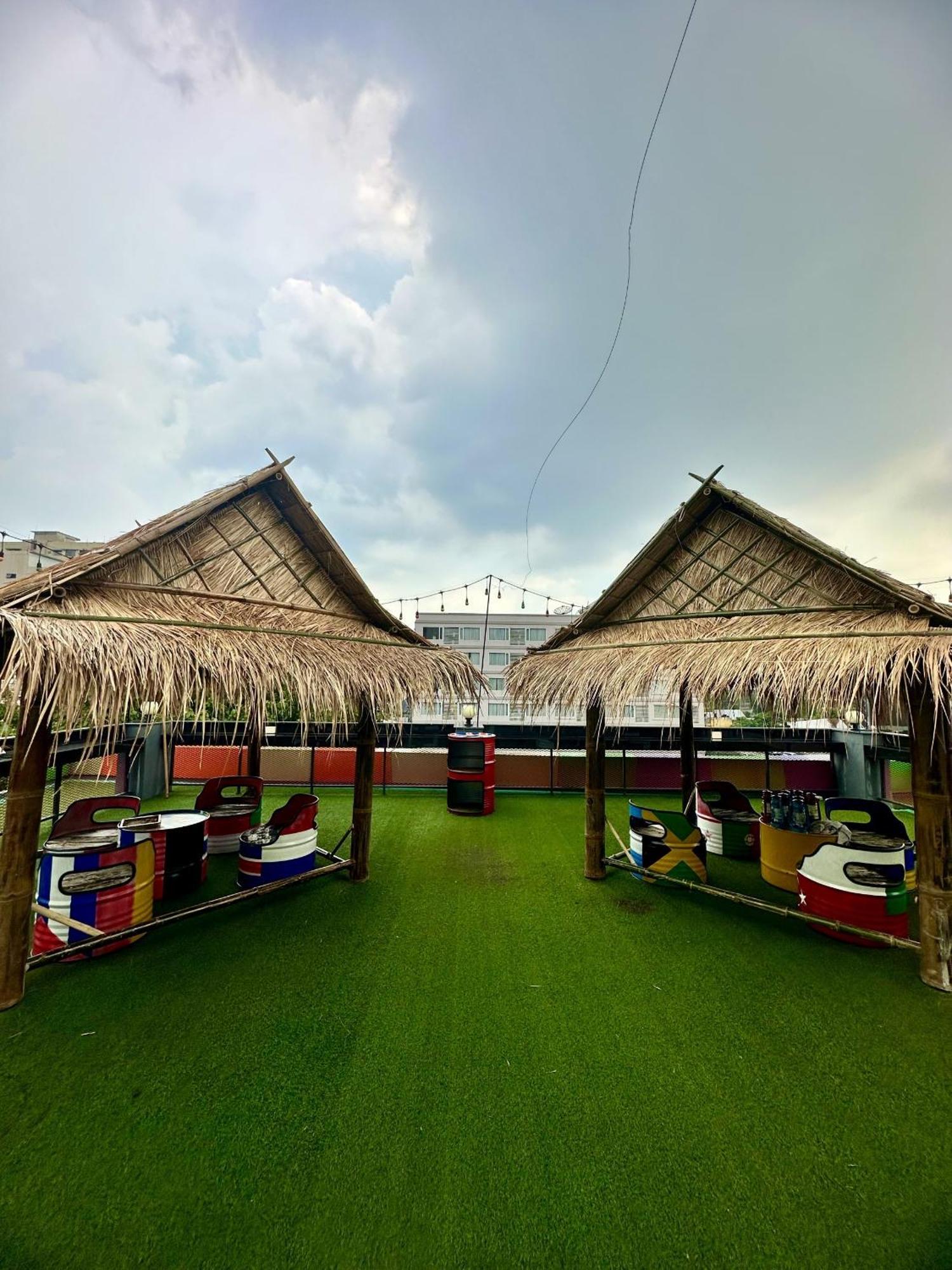 H-District Boutique Poshotel Bangkok Esterno foto