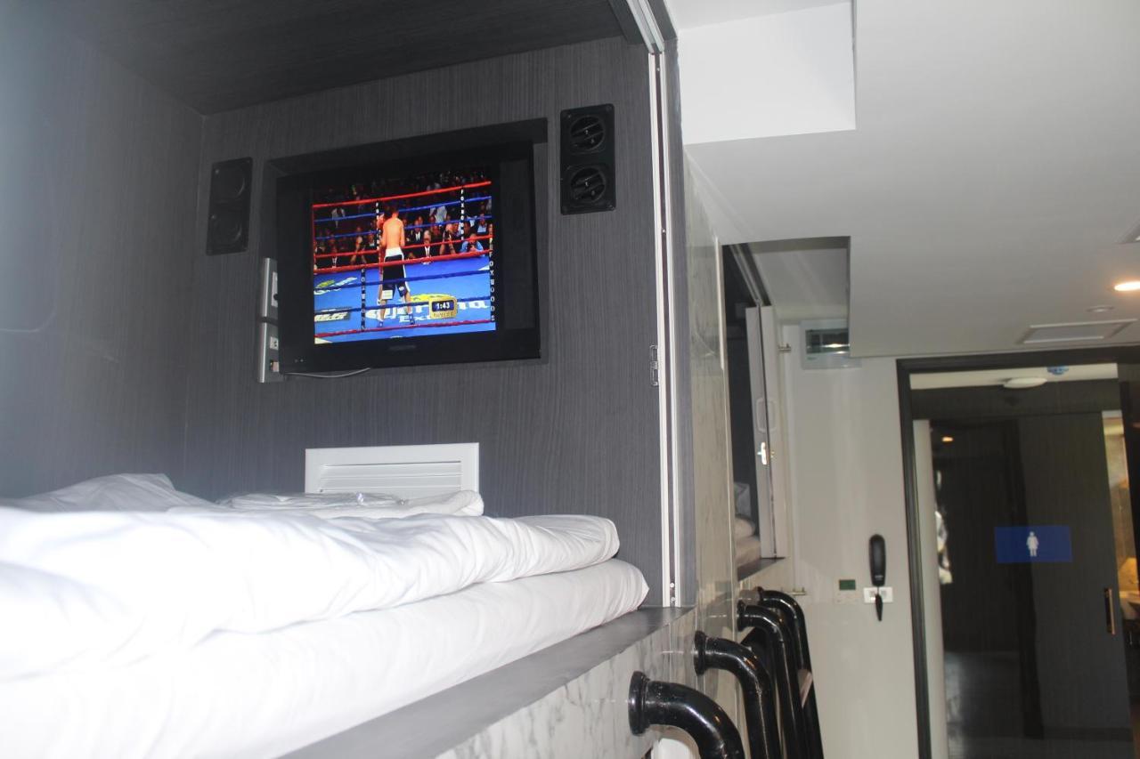 H-District Boutique Poshotel Bangkok Esterno foto