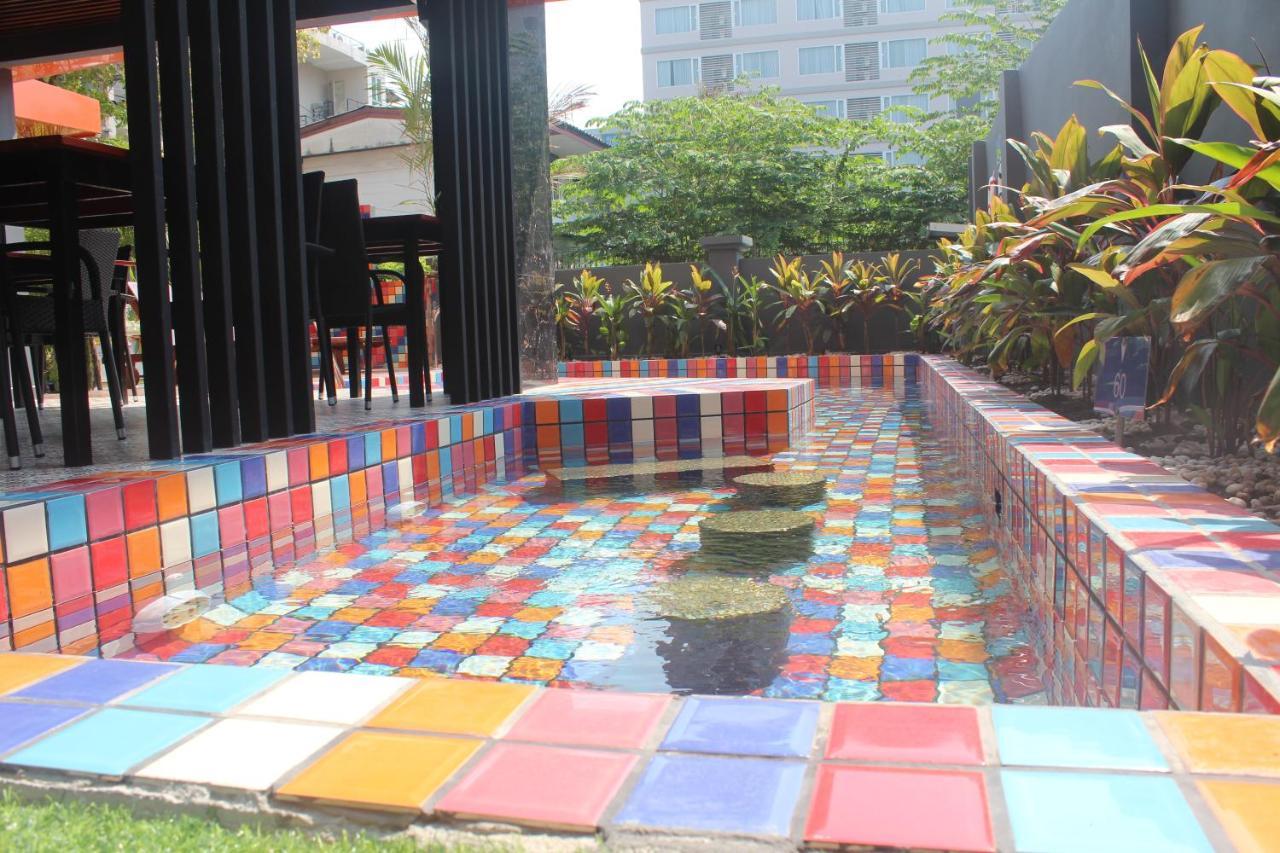 H-District Boutique Poshotel Bangkok Esterno foto